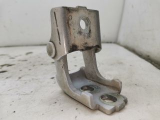 bontott RENAULT CLIO IV Bal első Alsó Zsanér