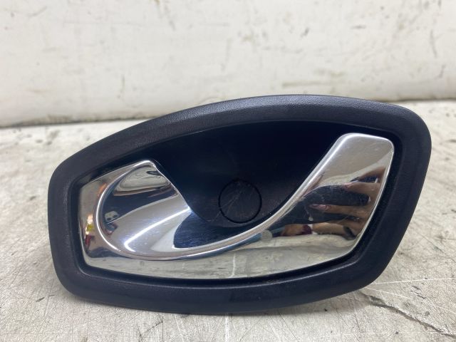 bontott RENAULT CLIO IV Bal első Belső Kilincs