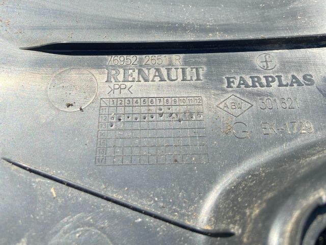 bontott RENAULT CLIO IV Bal első Belső Küszöb Burkolat