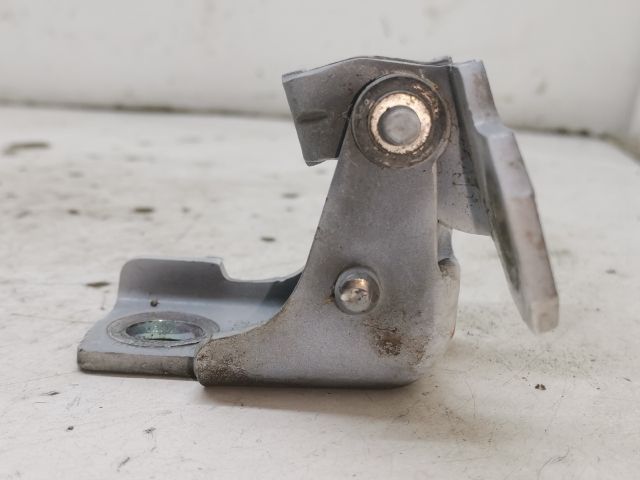 bontott RENAULT CLIO IV Bal első Felső Zsanér