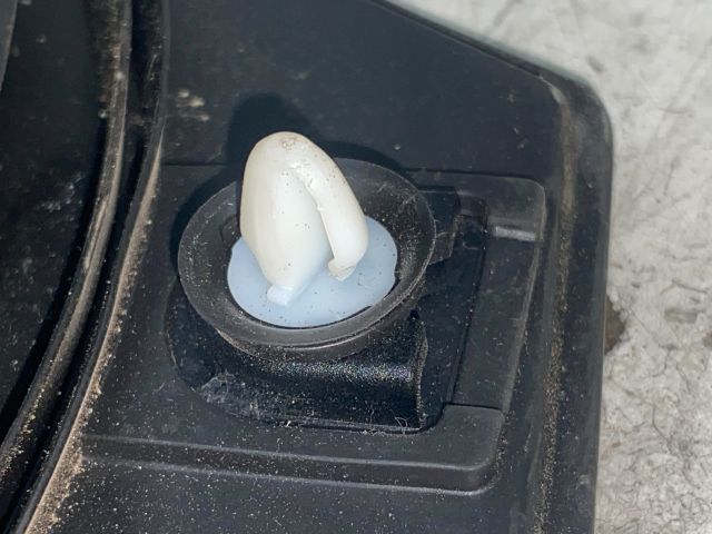 bontott RENAULT CLIO IV Bal első Fixüveg (Ajtóban)