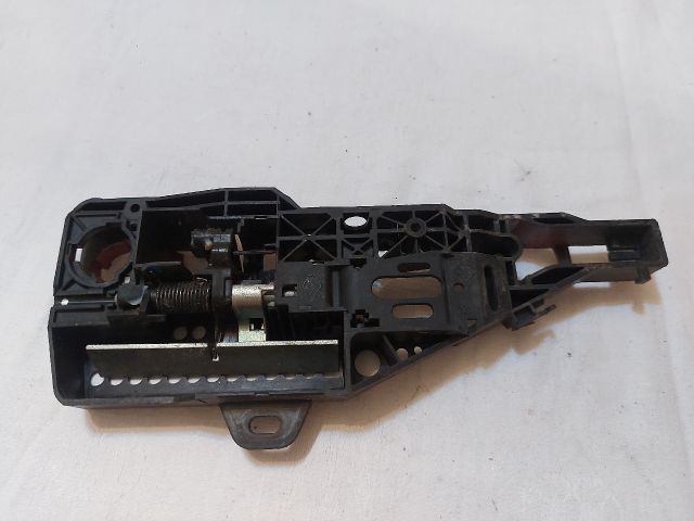 bontott RENAULT CLIO IV Bal első Külső Kilincsfészek