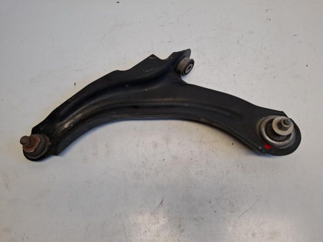 bontott RENAULT CLIO IV Bal első Lengőkar