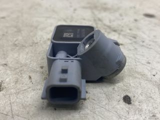 bontott RENAULT CLIO IV Bal első Oldal Ütközés Érzékelő