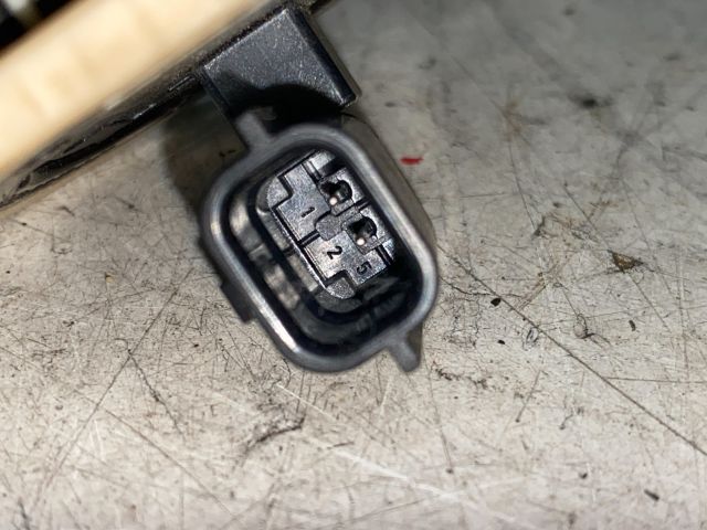 bontott RENAULT CLIO IV Bal első Oldal Ütközés Érzékelő