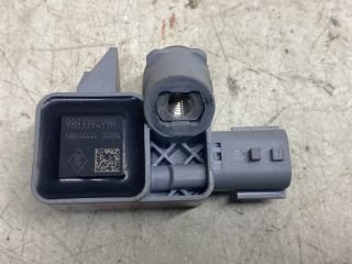 bontott RENAULT CLIO IV Bal első Oldal Ütközés Érzékelő