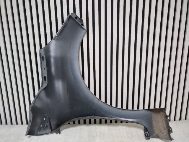 bontott RENAULT CLIO IV Bal első Sárvédő