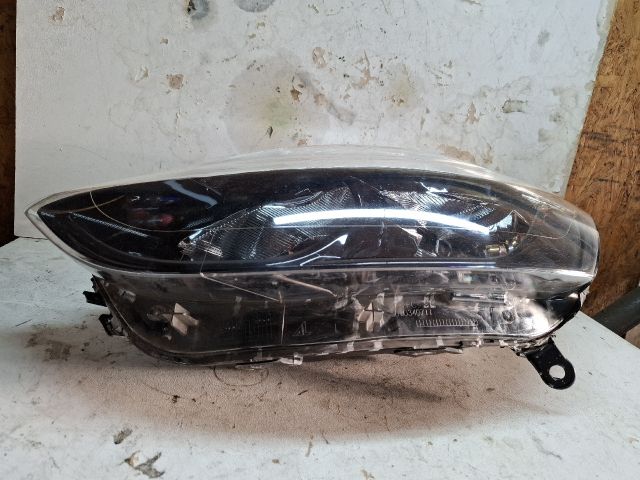 bontott RENAULT CLIO IV Bal Fényszóró