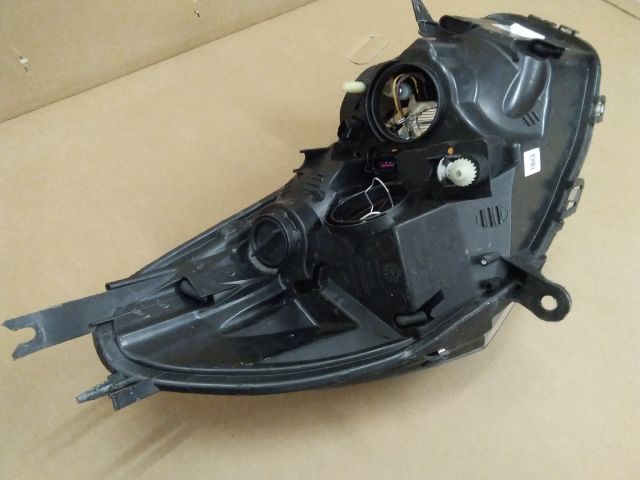 bontott RENAULT CLIO IV Bal Fényszóró