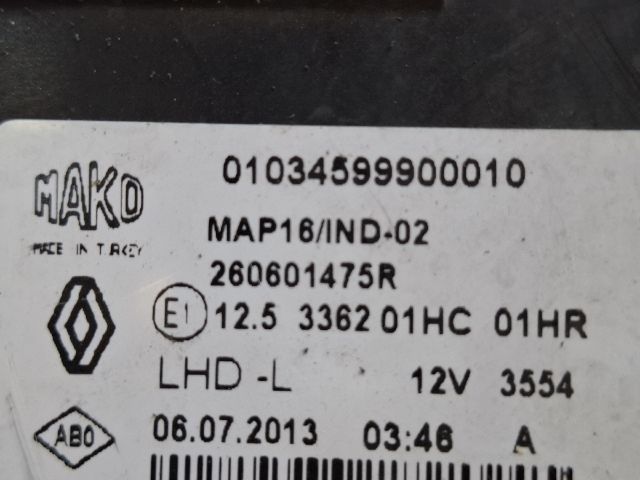 bontott RENAULT CLIO IV Bal Fényszóró