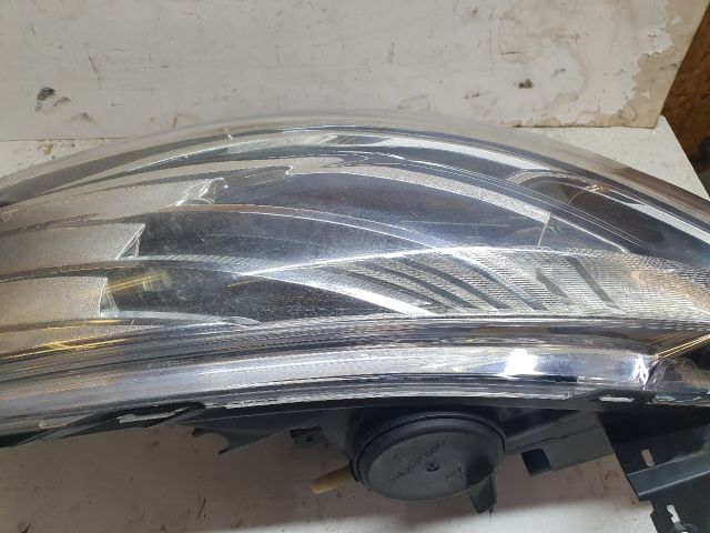 bontott RENAULT CLIO IV Bal Fényszóró