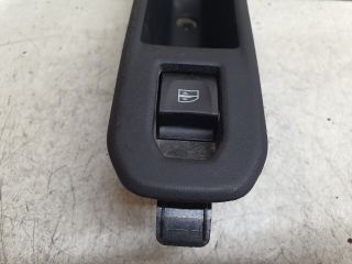 bontott RENAULT CLIO IV Bal hátsó Ablakemelő Kapcsoló