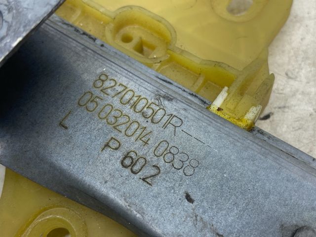 bontott RENAULT CLIO IV Bal hátsó Ablakemelő Szerkezet (Elektromos)