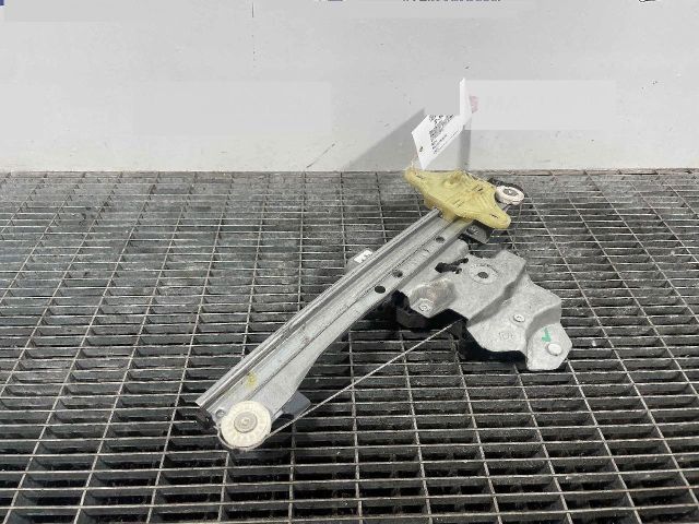 bontott RENAULT CLIO IV Bal hátsó Ablakemelő Szerkezet (Elektromos)