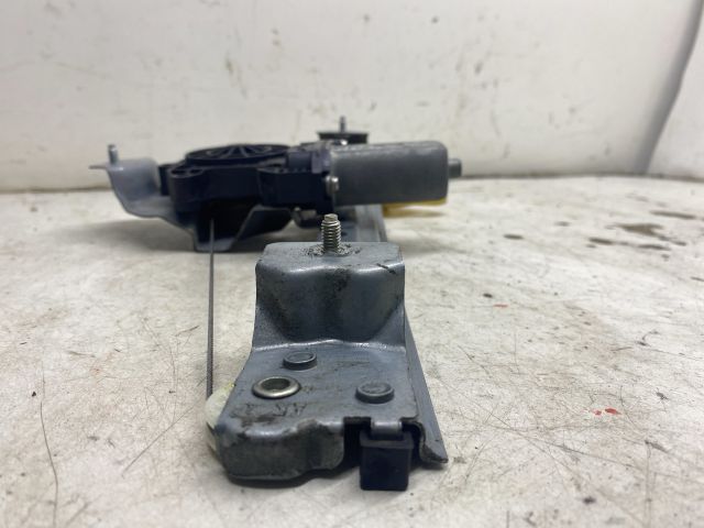 bontott RENAULT CLIO IV Bal hátsó Ablakemelő Szerkezet (Elektromos)