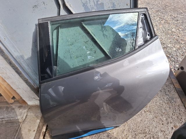 bontott RENAULT CLIO IV Bal hátsó Ajtó (Részeivel)