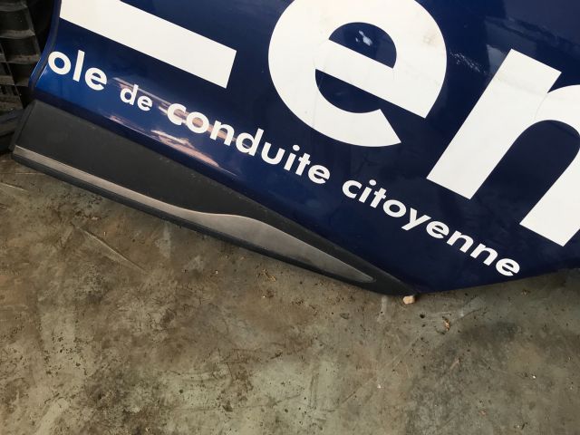 bontott RENAULT CLIO IV Bal hátsó Ajtó (Részeivel)