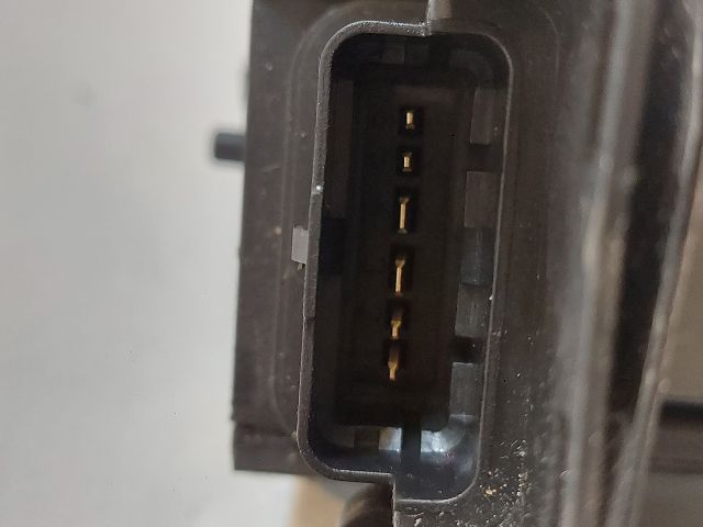 bontott RENAULT CLIO IV Bal hátsó Ajtózár