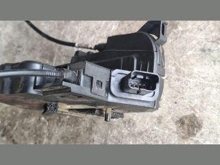 bontott RENAULT CLIO IV Bal hátsó Ajtózár