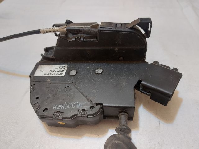 bontott RENAULT CLIO IV Bal hátsó Ajtózár