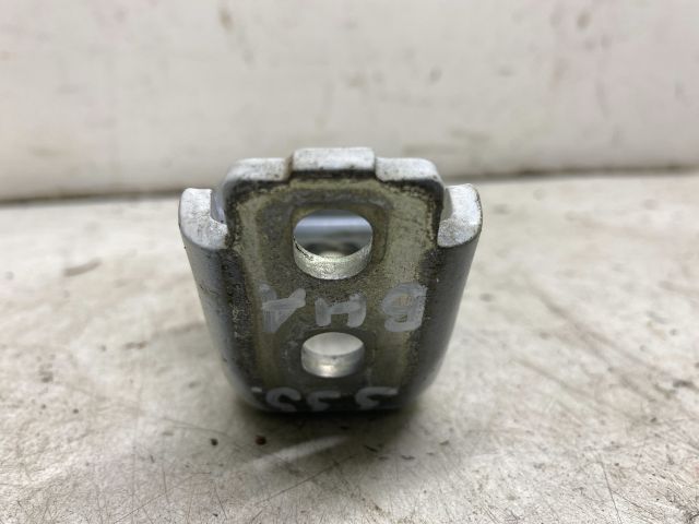 bontott RENAULT CLIO IV Bal hátsó Alsó Zsanér