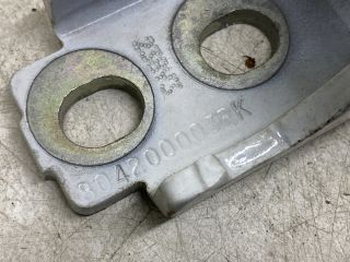 bontott RENAULT CLIO IV Bal hátsó Alsó Zsanér