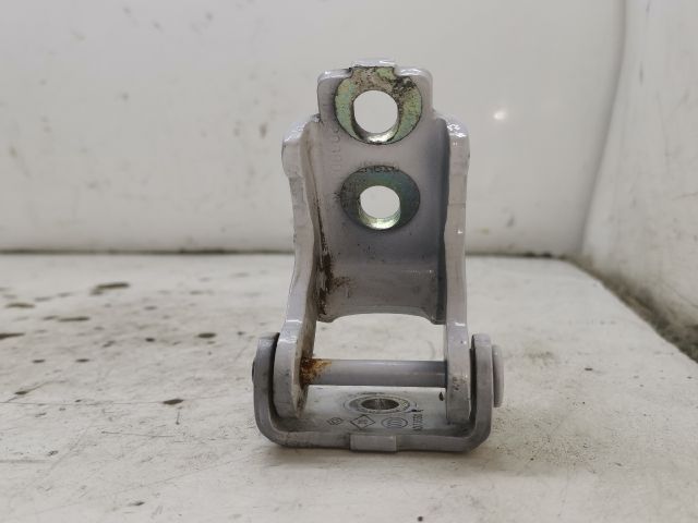 bontott RENAULT CLIO IV Bal hátsó Alsó Zsanér