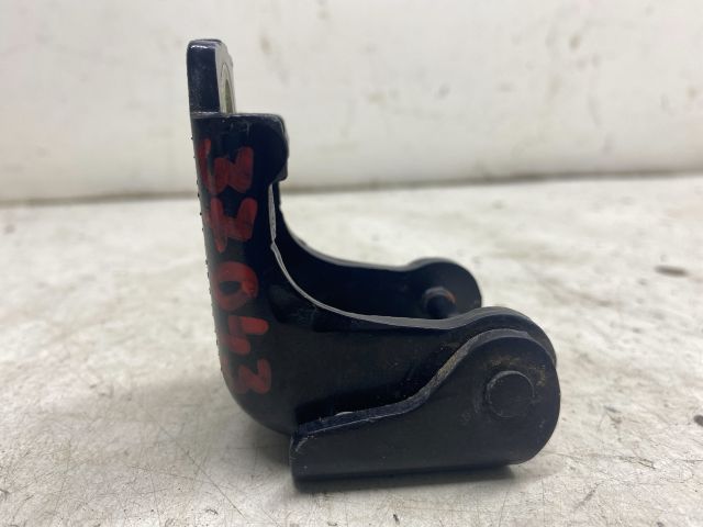 bontott RENAULT CLIO IV Bal hátsó Alsó Zsanér