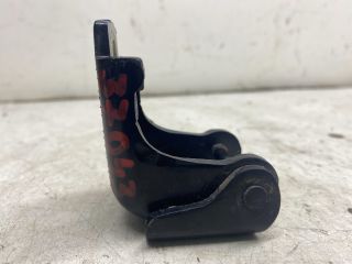 bontott RENAULT CLIO IV Bal hátsó Alsó Zsanér