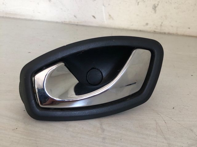 bontott RENAULT CLIO IV Bal hátsó Belső Kilincs