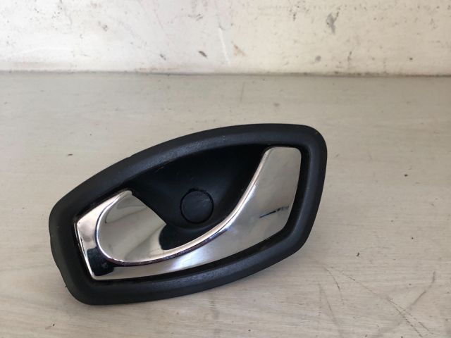 bontott RENAULT CLIO IV Bal hátsó Belső Kilincs