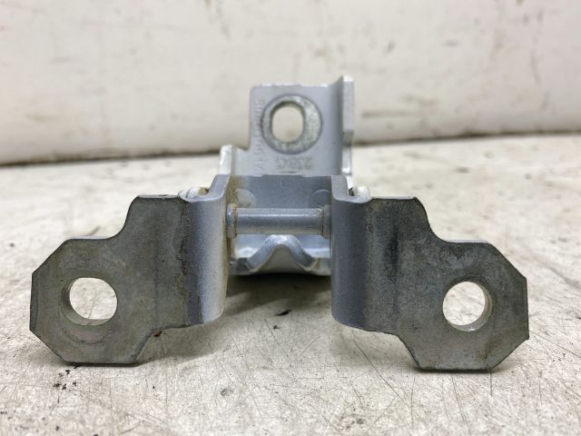 bontott RENAULT CLIO IV Bal hátsó Felső Zsanér