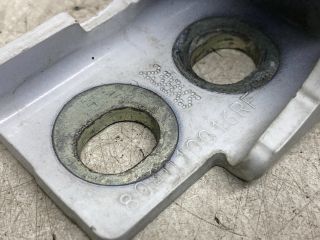 bontott RENAULT CLIO IV Bal hátsó Felső Zsanér