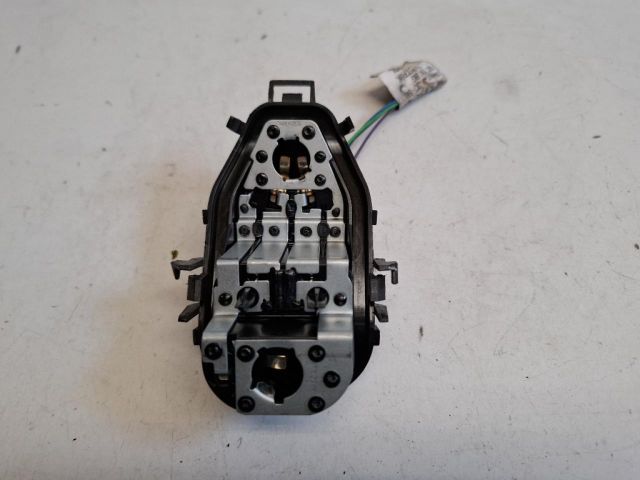 bontott RENAULT CLIO IV Bal Hátsó Lámpa Foglalat