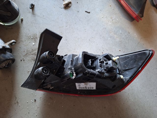 bontott RENAULT CLIO IV Bal Hátsó Lámpa