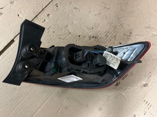 bontott RENAULT CLIO IV Bal Hátsó Lámpa