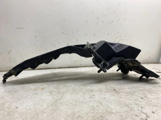 bontott RENAULT CLIO IV Bal hátsó Oldal Lökhárító Tartó (Műanyag)