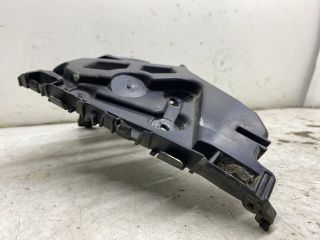 bontott RENAULT CLIO IV Bal hátsó Oldal Lökhárító Tartó (Műanyag)