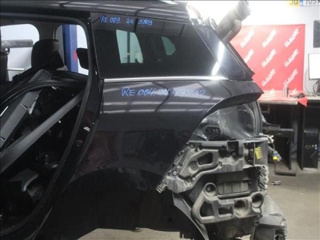 bontott RENAULT CLIO IV Bal hátsó Sárvédő