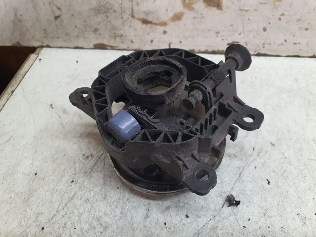 bontott RENAULT CLIO IV Bal Ködfényszóró