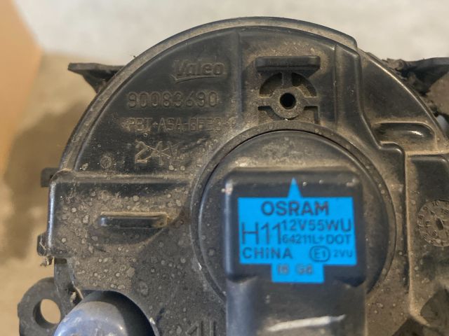 bontott RENAULT CLIO IV Bal Ködfényszóró