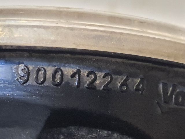 bontott RENAULT CLIO IV Bal Ködzárófény