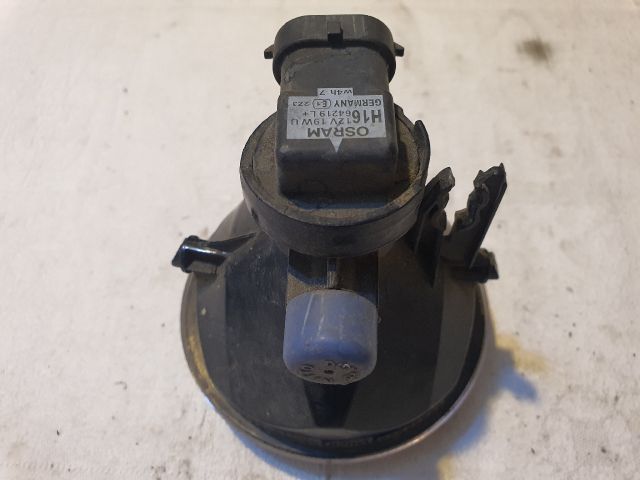 bontott RENAULT CLIO IV Bal Ködzárófény