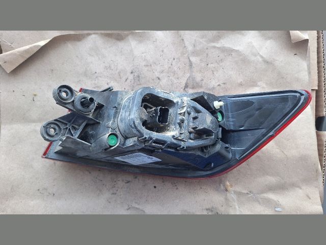 bontott RENAULT CLIO IV Bal Külső Hátsó Lámpa