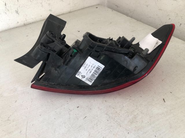 bontott RENAULT CLIO IV Bal Külső Hátsó Lámpa