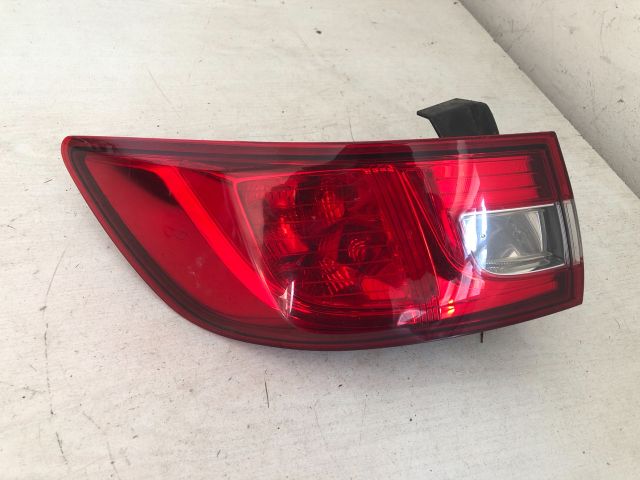 bontott RENAULT CLIO IV Bal Külső Hátsó Lámpa