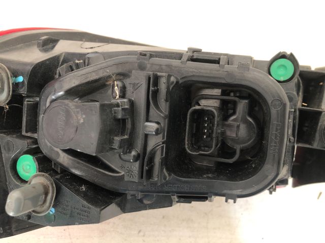 bontott RENAULT CLIO IV Bal Külső Hátsó Lámpa