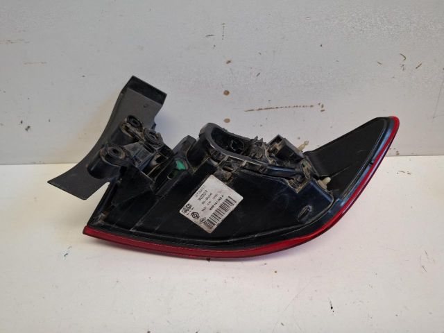 bontott RENAULT CLIO IV Bal Külső Hátsó Lámpa