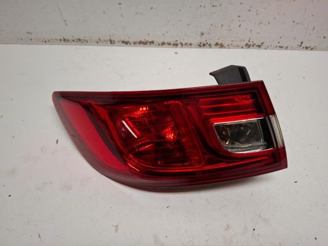bontott RENAULT CLIO IV Bal Külső Hátsó Lámpa