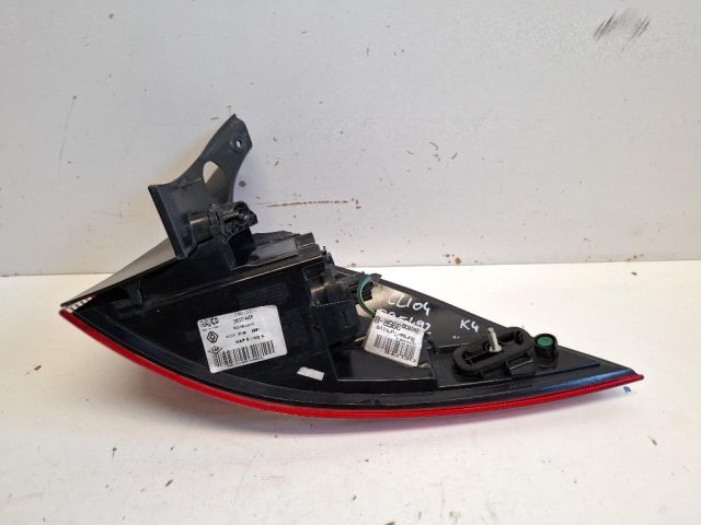 bontott RENAULT CLIO IV Bal Külső Hátsó Lámpa